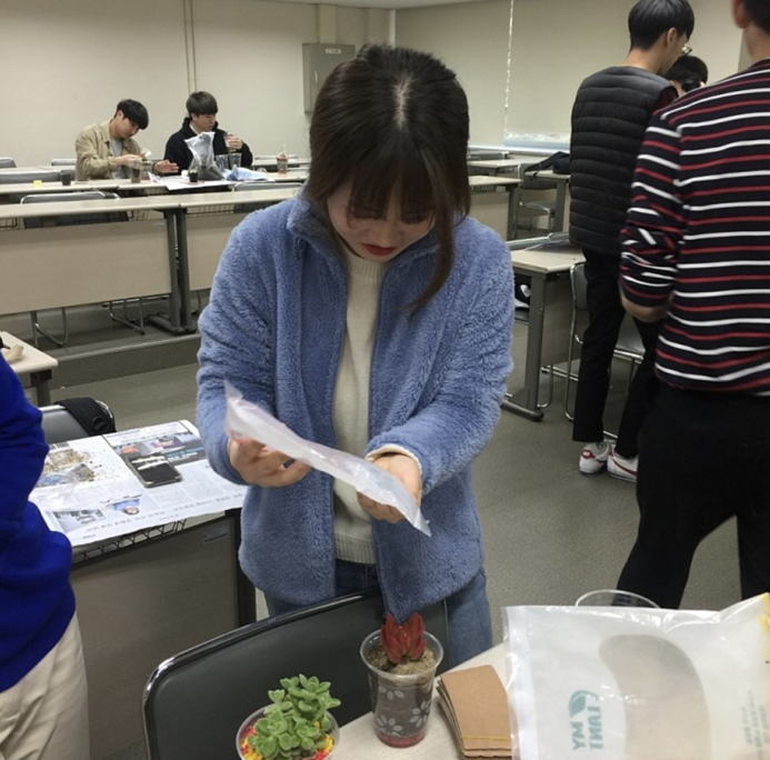 스크린샷 2021-04-23 오후 1.33.24.png
