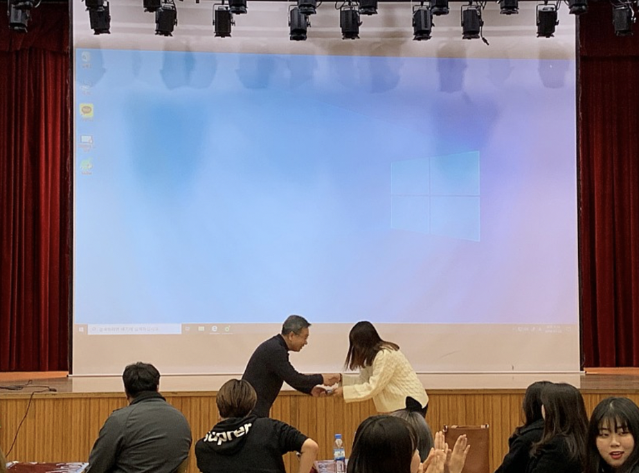 스크린샷 2021-04-23 오후 1.55.45.png