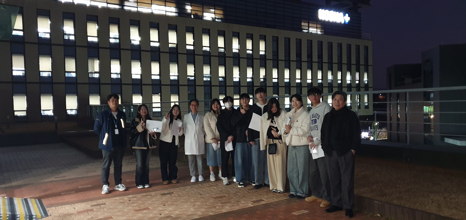 KakaoTalk_20231128_094948430_06.jpg