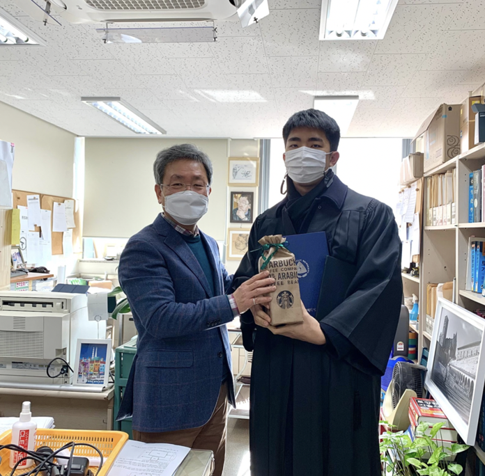 스크린샷 2021-04-23 오후 2.11.02.png