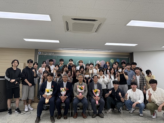 KakaoTalk_20250515_103359315_06.jpg