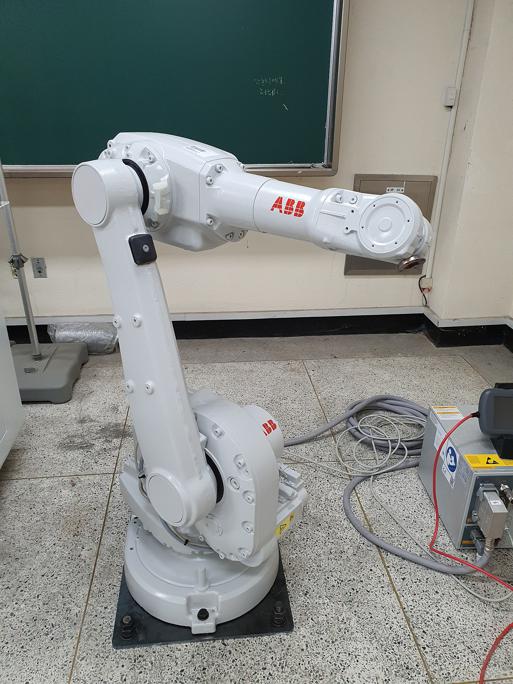 robot-arm.jpg