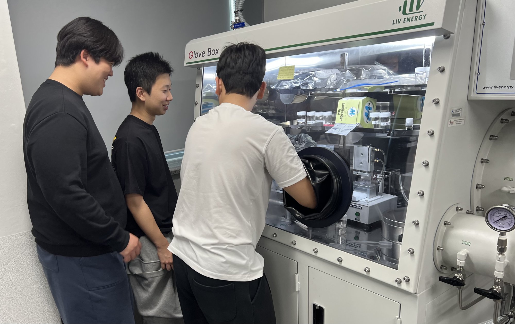 5-1 글로브 박스 체험 1.jpg