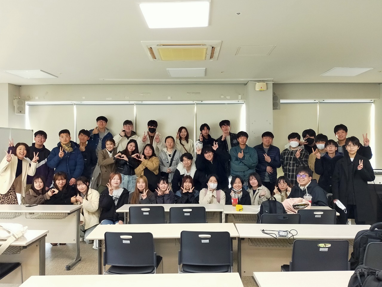 LINE_ALBUM_中島先生の授業_240315_5.jpg