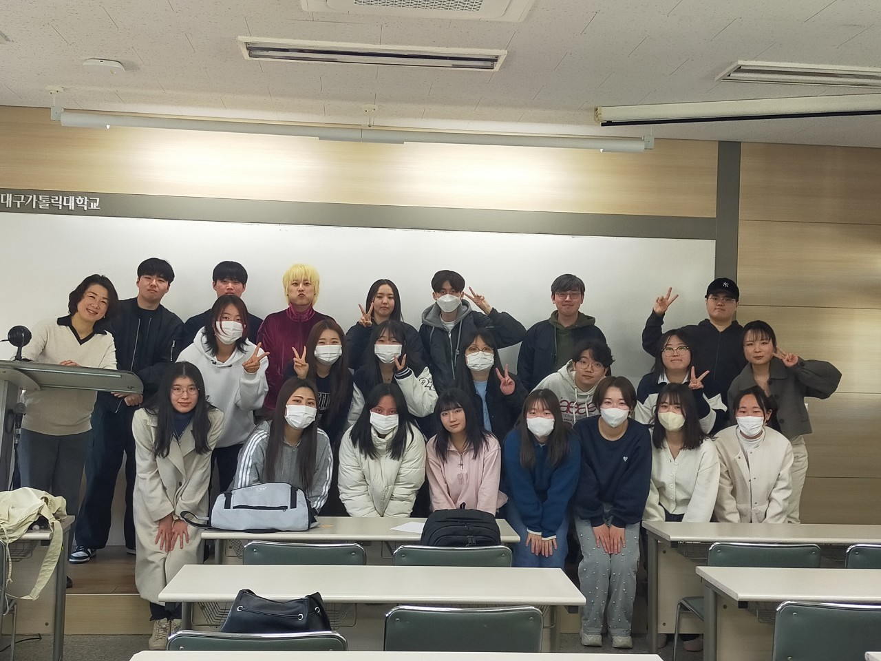 LINE_ALBUM_稲岡先生_250321_1.jpg