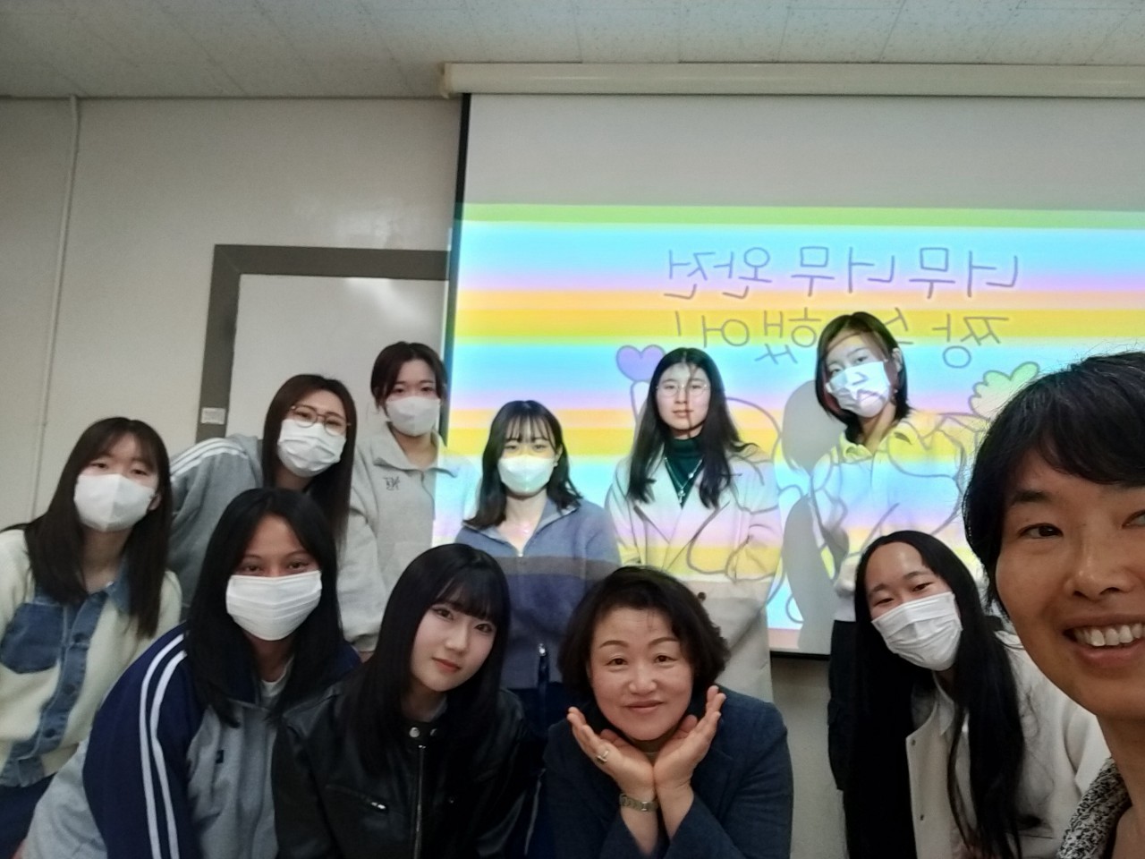 LINE_ALBUM_韓国語_250321_4.jpg