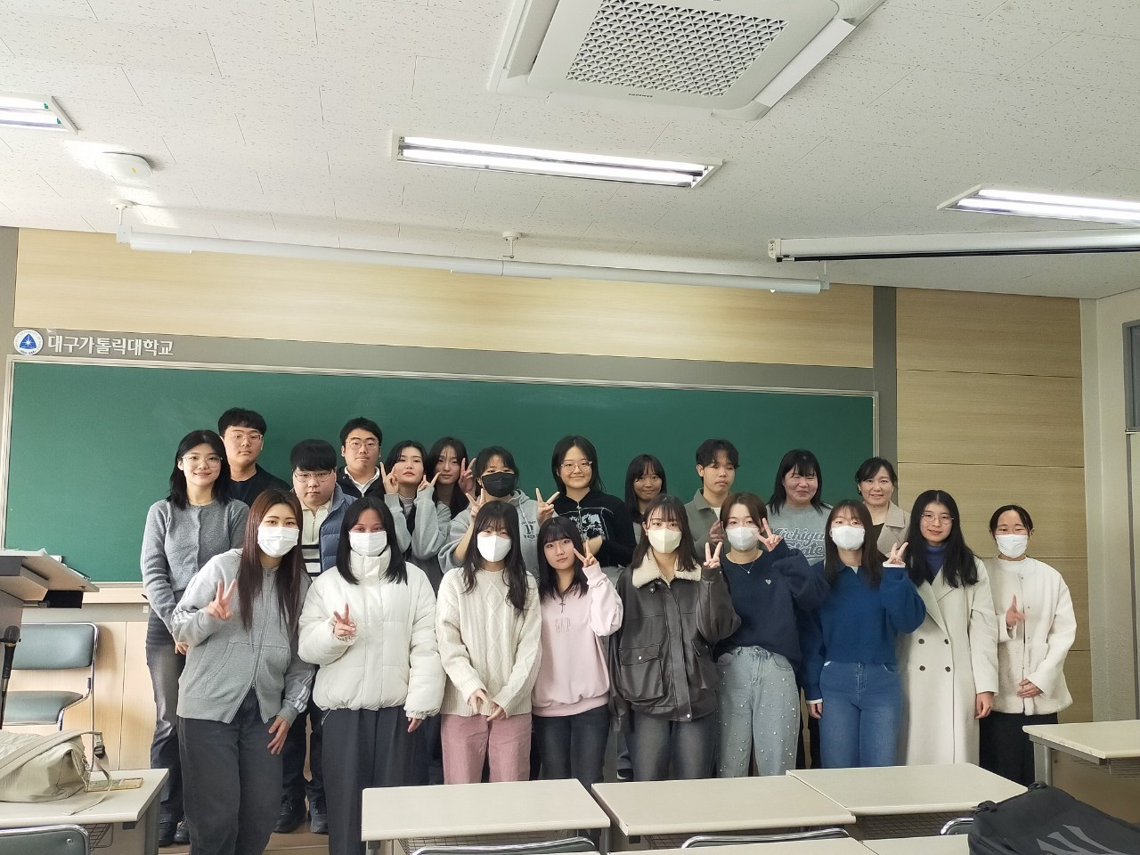 LINE_ALBUM_稲岡先生_250321_2.jpg