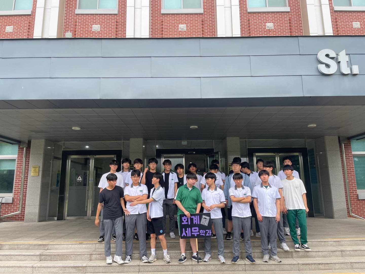 KakaoTalk_20240717_160520465_06.jpg