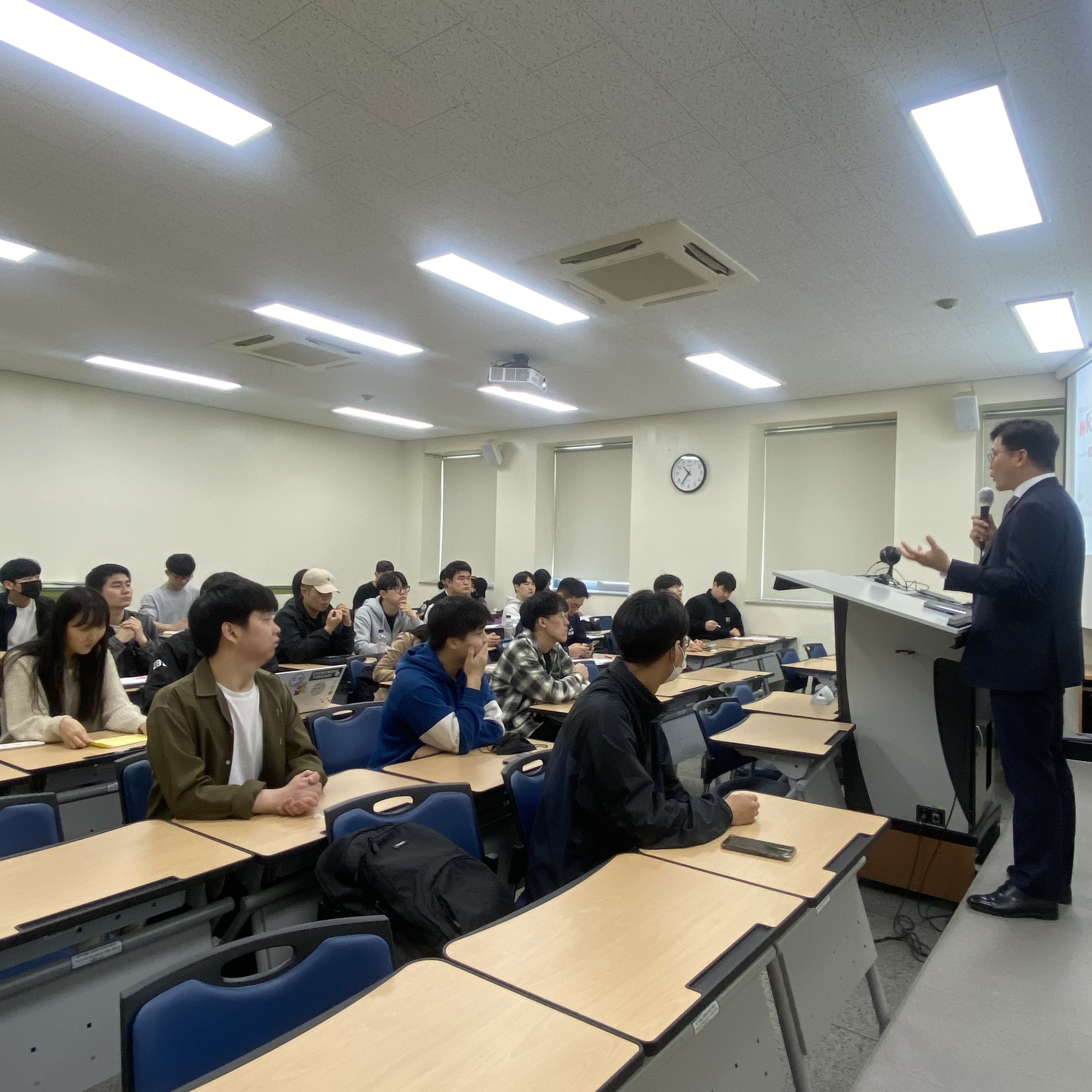 KakaoTalk_20230508_103824979_04.jpg
