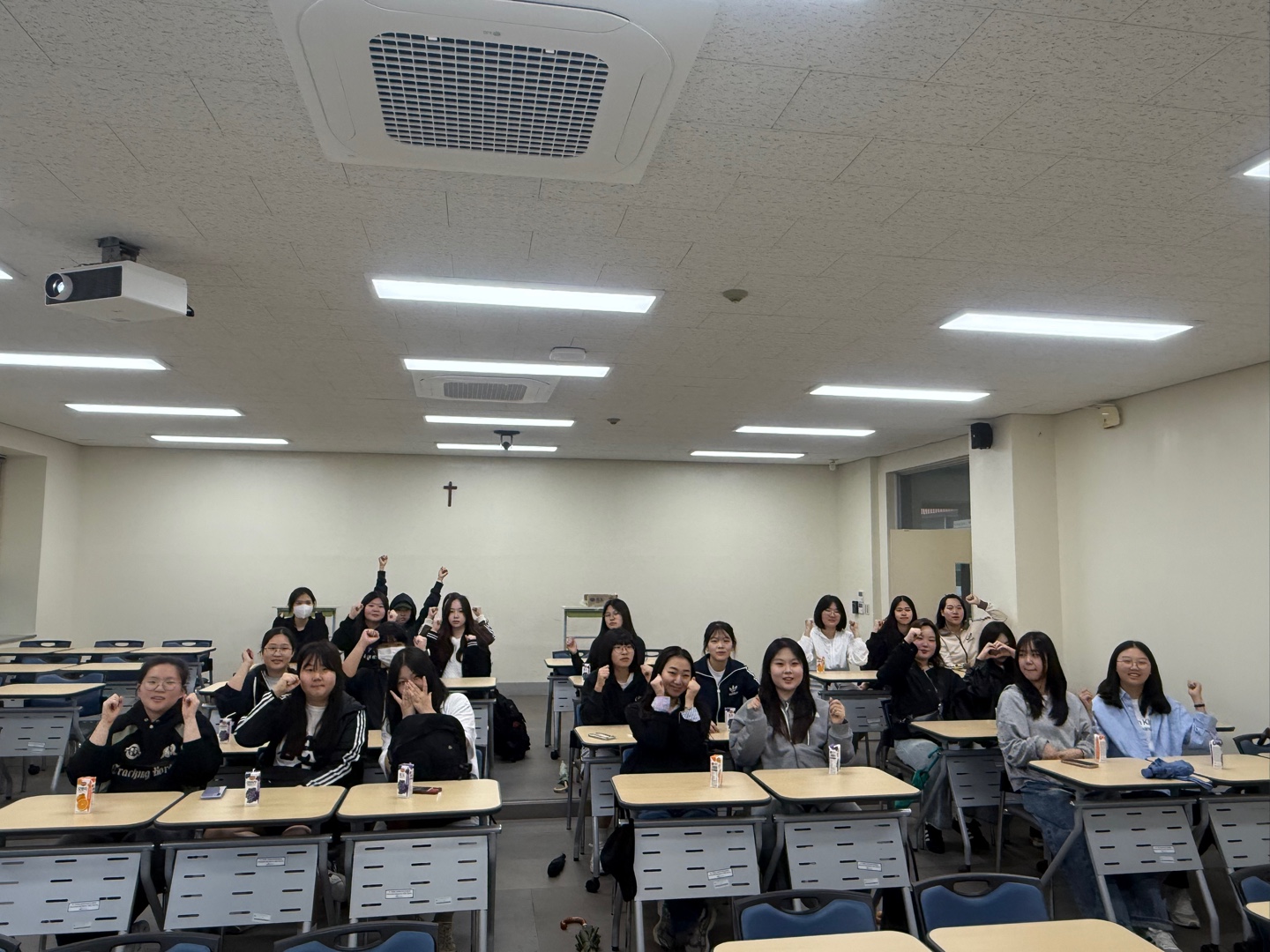 KakaoTalk_20250509_132711715_04.jpg