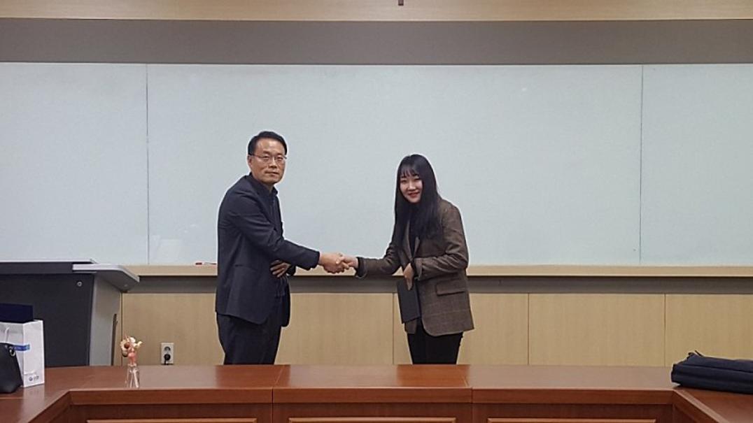 [장학증서 수여식]4.jpg