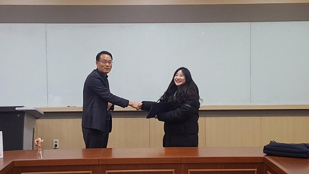 [장학증서 수여식]5.jpg