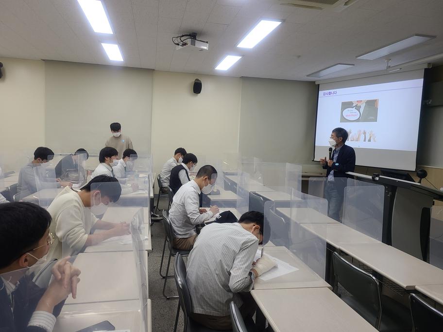 행정학과 체험100년-무학고3학년 (15).jpg