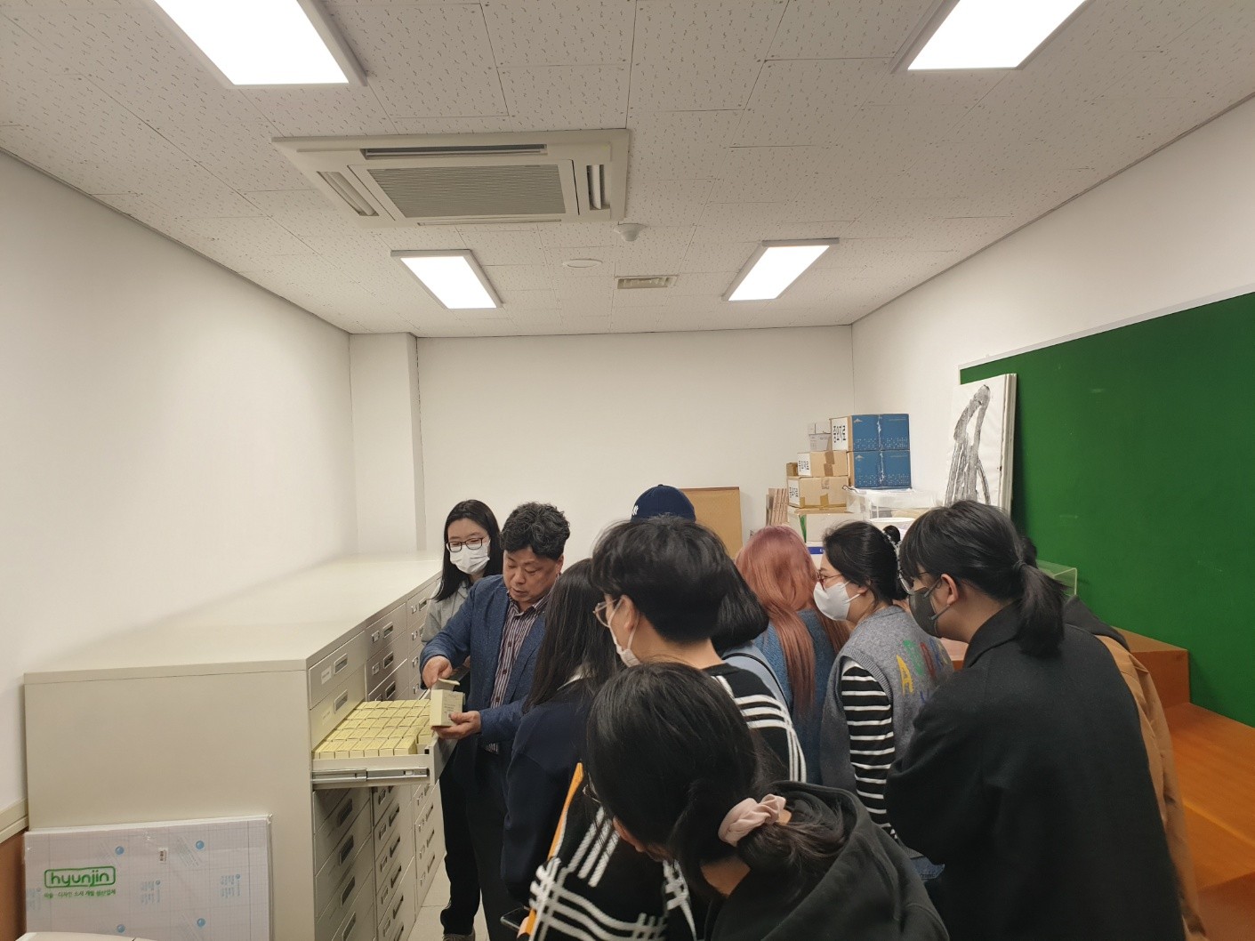 [동아리][도파라치] 2023.04.07 경북대학교 도서관 견학6.jpg