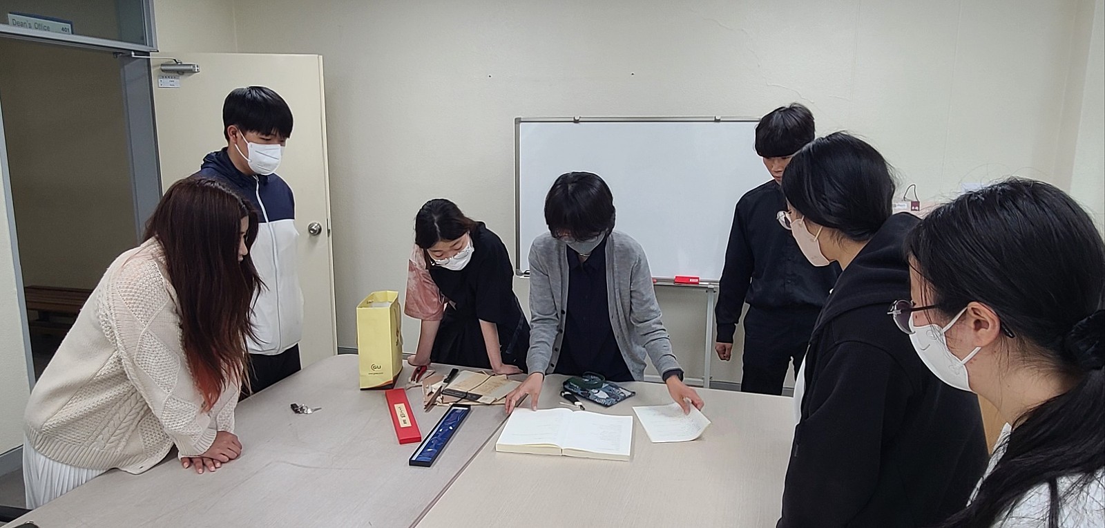 [동아리][진품명품] 2023.05.22 현대서 분해와 양장본의 구조3.jpg