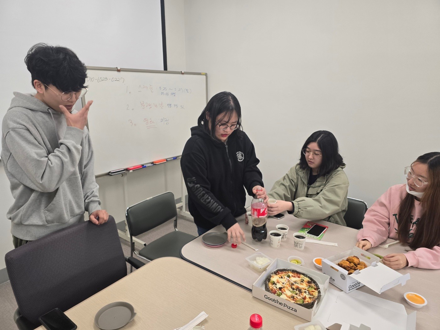 [동아리][Reading Aloud] 2024.03.18 Reading Aloud OT (4).jpg