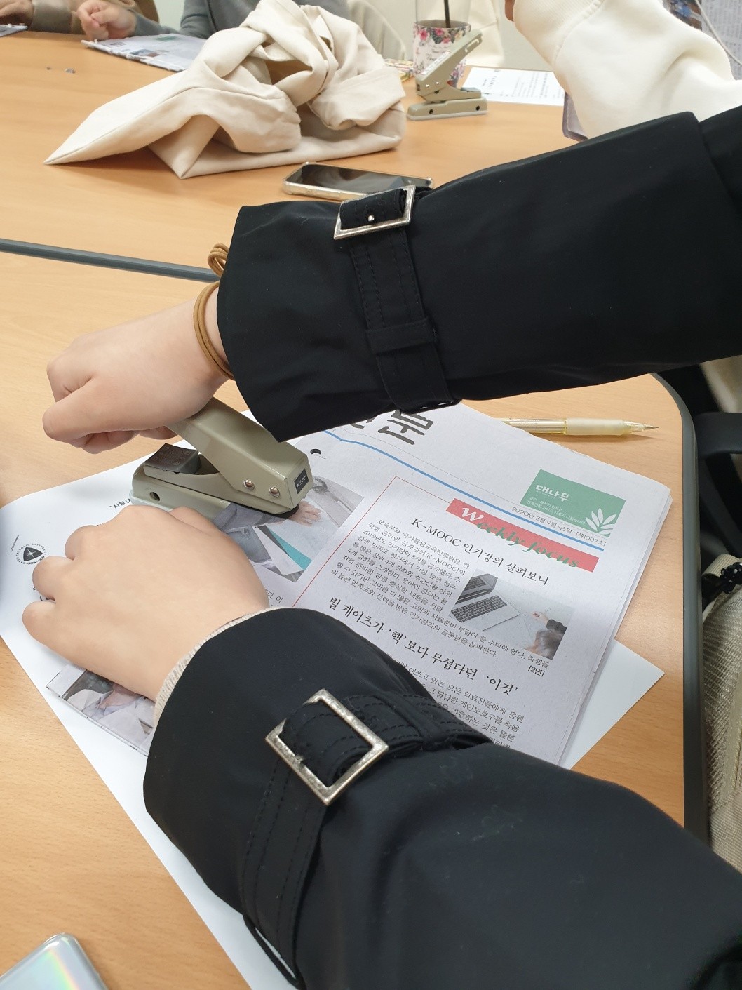 [동아리][진품명품] 2024.03.19 진품명품 선장 만들기 (2).jpg