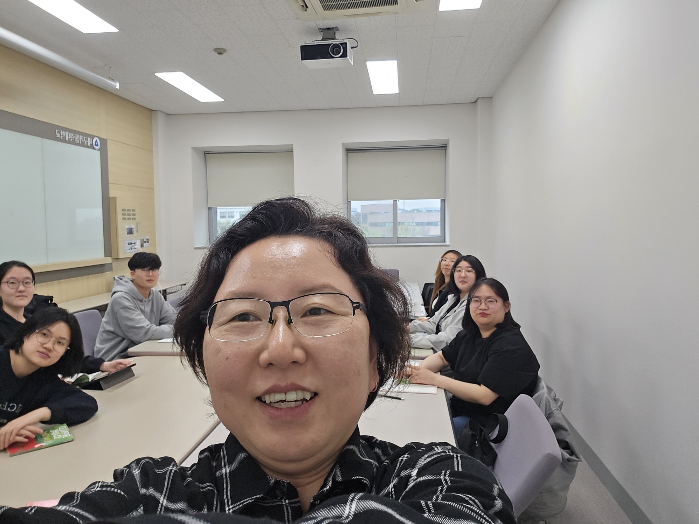 [동아리][Reading Aloud] 2024.04.08 Esio Trot 학습 (2회차) (4).jpg