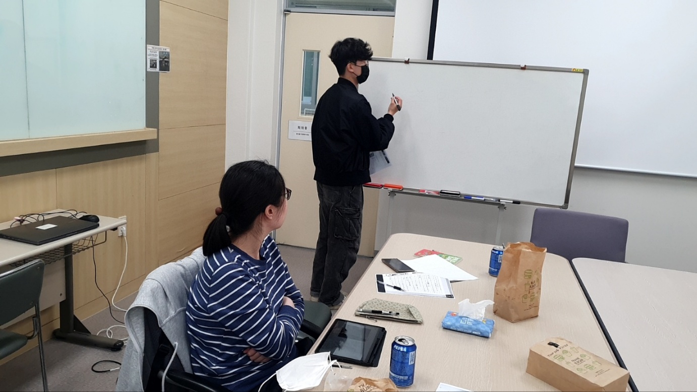 [동아리][Reading Aloud] 2024.04.29 Esio Trot 학습 (4회차) (3).jpg