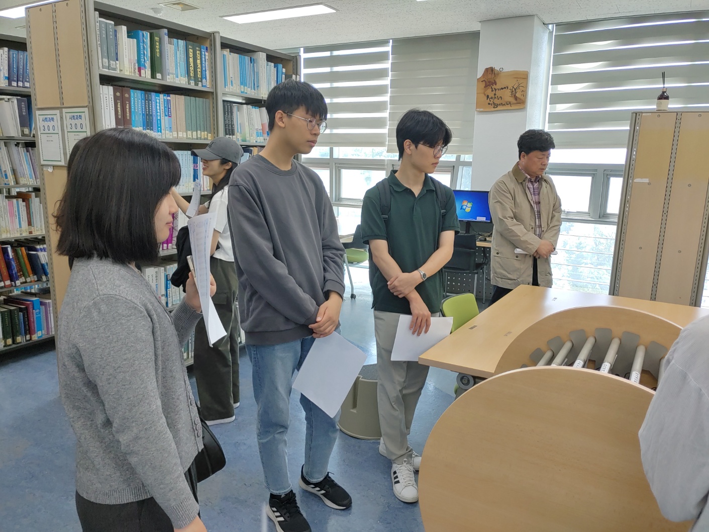 [동아리][도파라치] 2024.05.03 경산시립도서관 견학 (3).jpg