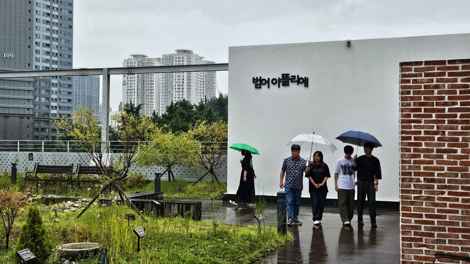 동아리도파라치_2024.09.20._범어도서관_견학_(2).jpg