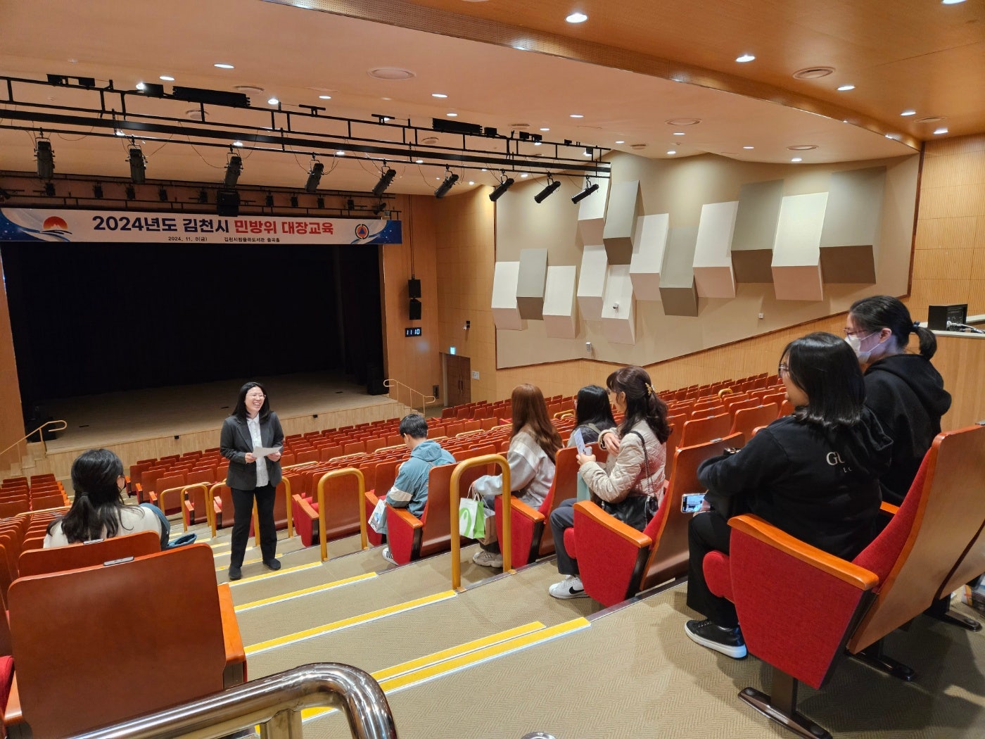 동아리도파라치_2024.11.08._율곡도서관_견학_(3).jpg