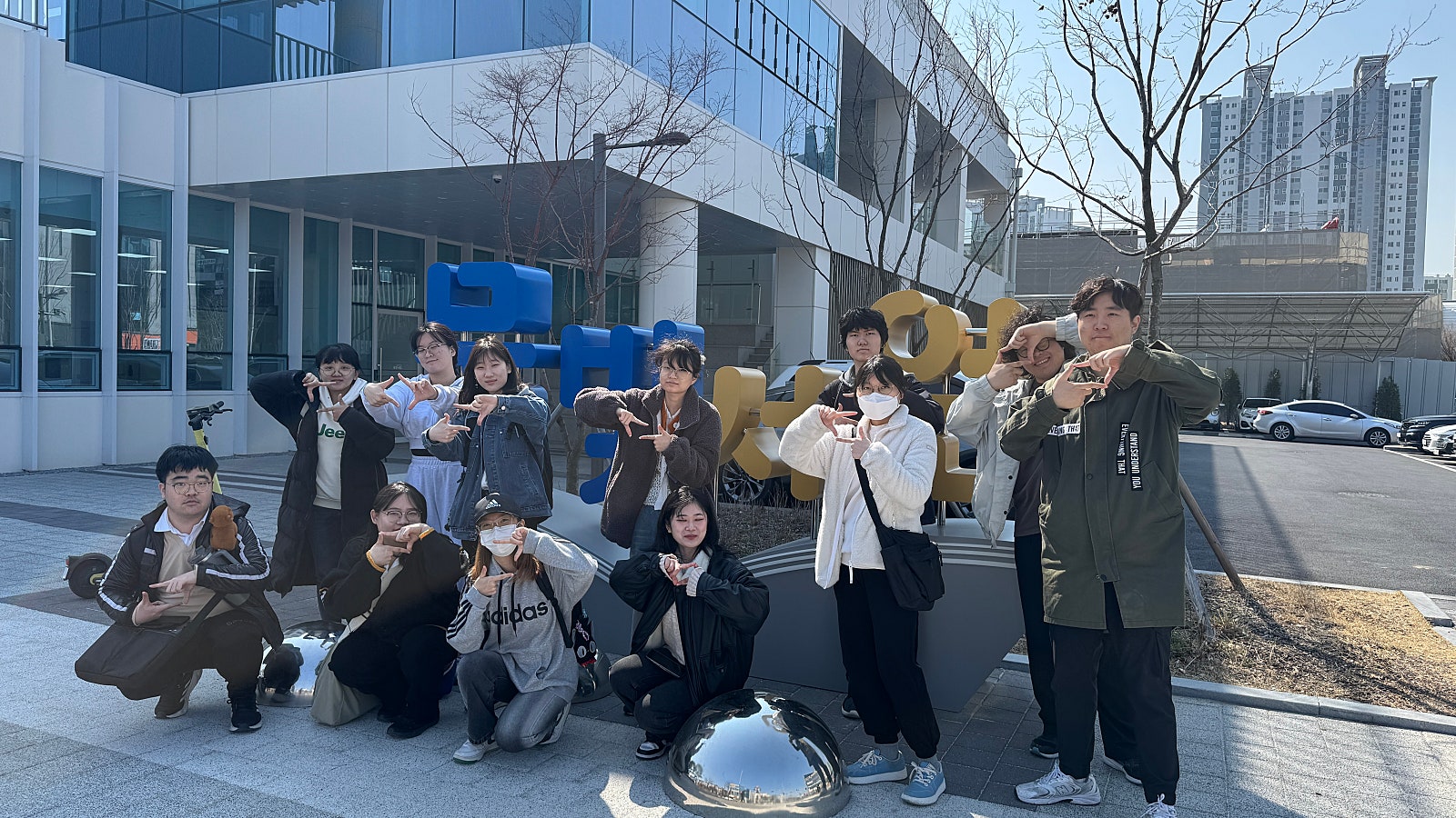 동아리도파라치2025.03.21_물빛서원_견학(4).jpg