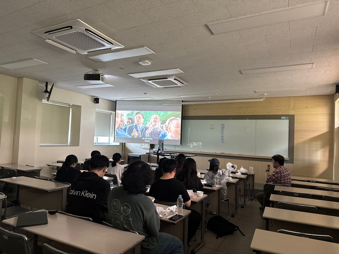 동아리도파라치2025.04.30_비도서_체험활동_(4).jpg