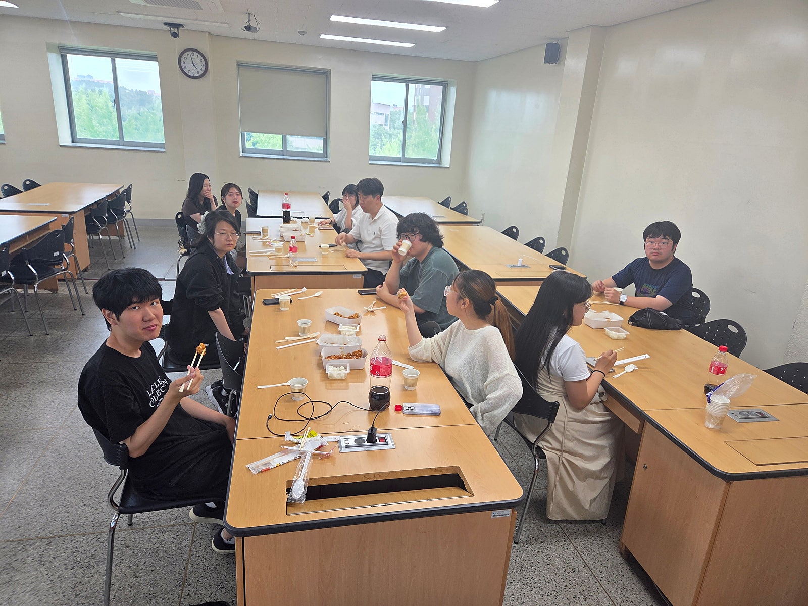 동아리도파라치_2025.05.28_종강총회(4).jpg