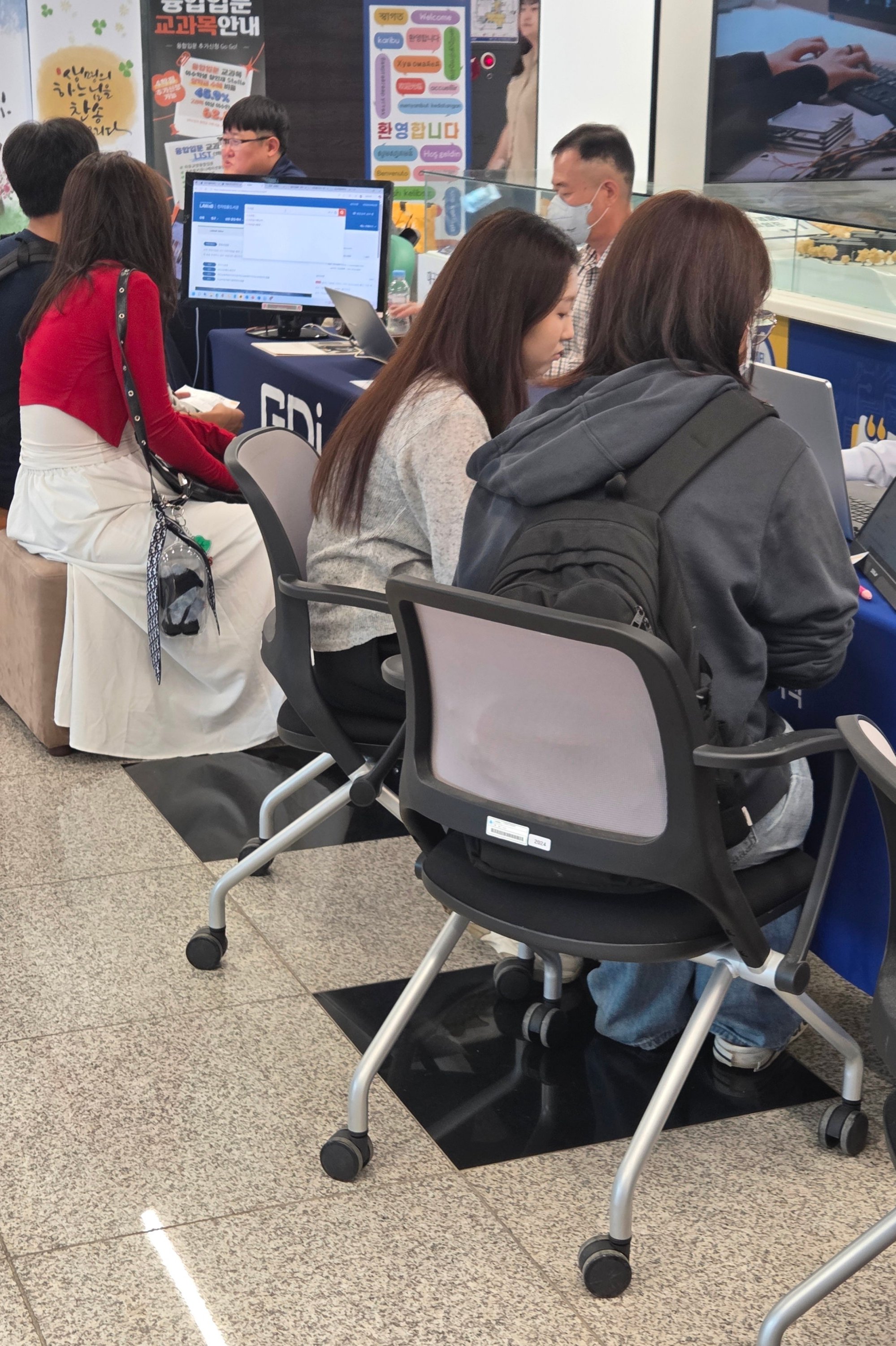 동아리도파라치2025.09.29_2025_전자정보박람회_견학(3).jpg