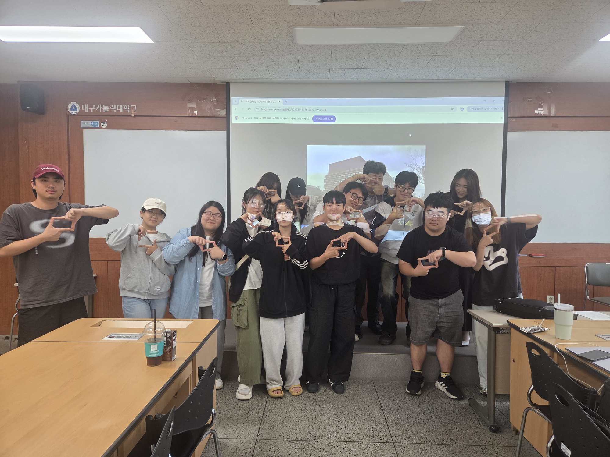 동아리도파라치_2025.10.01_일본_대학도서관의_세계(1).jpg
