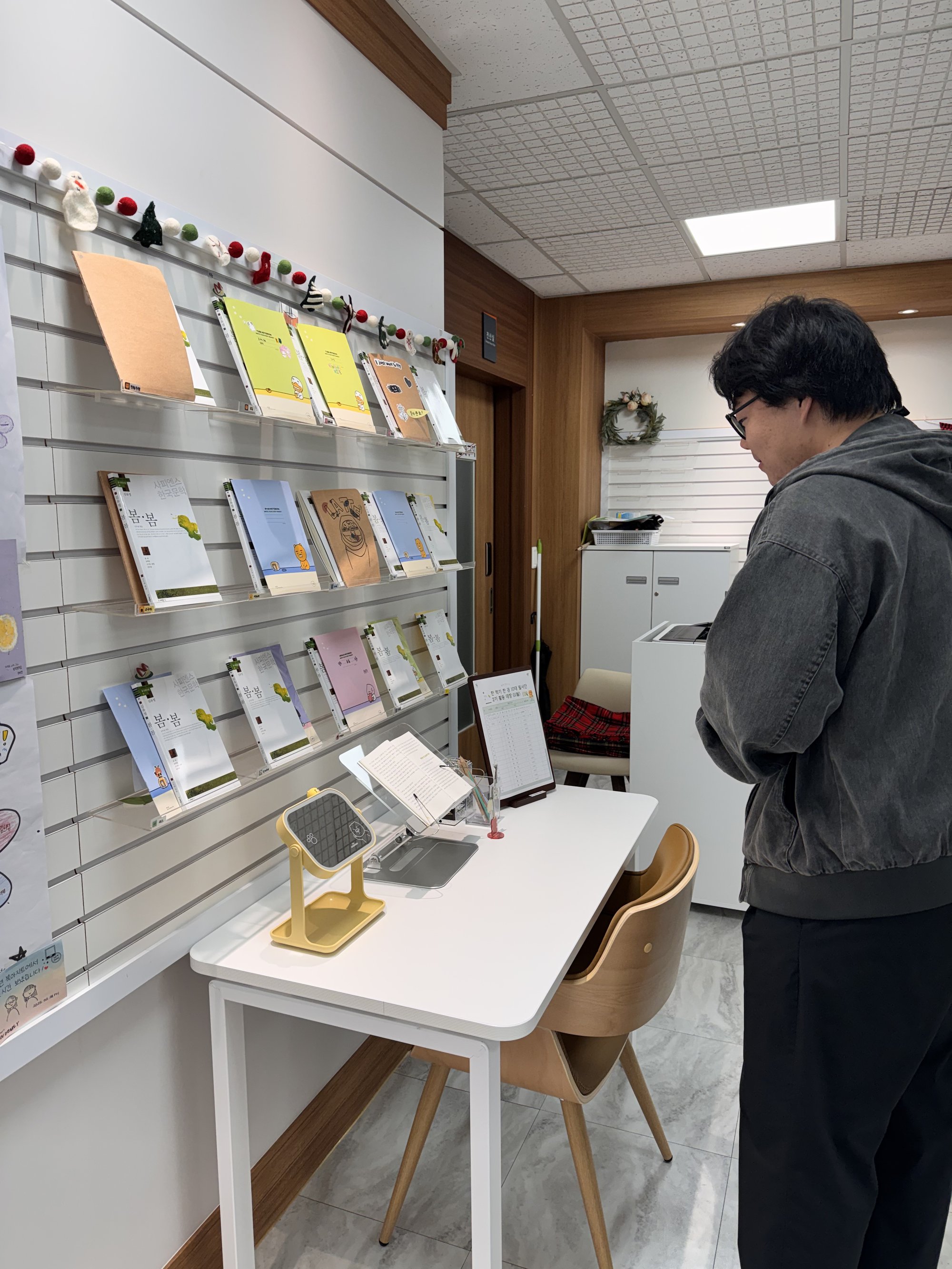 동아리도파라치2025.11.14_대구광역시립북부도서관_견학(3).jpg