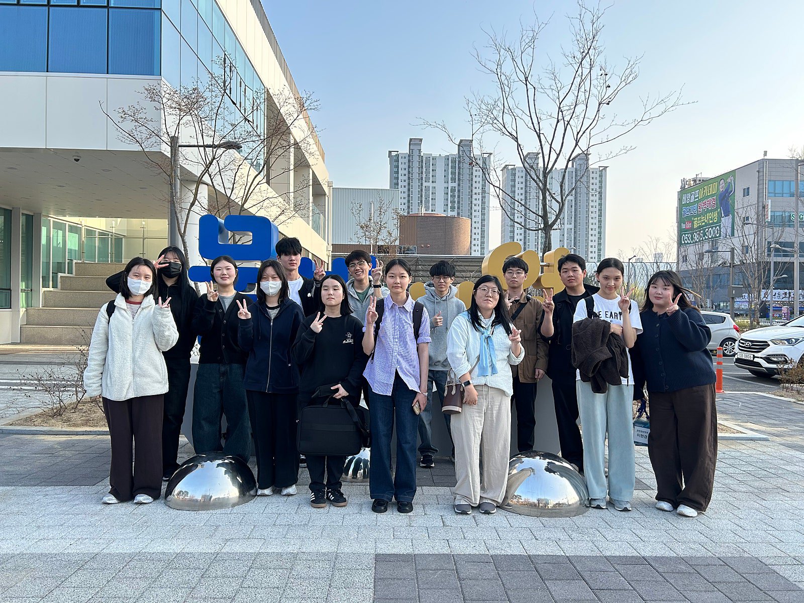 단체사진.jpg