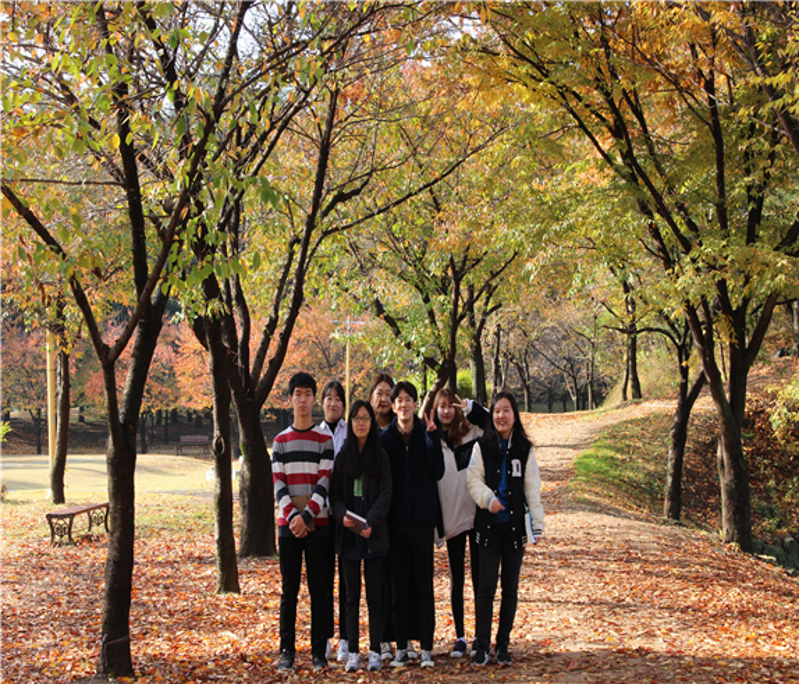 [슬기로운 독서생활] 2019.11.11 단체 사진 촬영 2.png