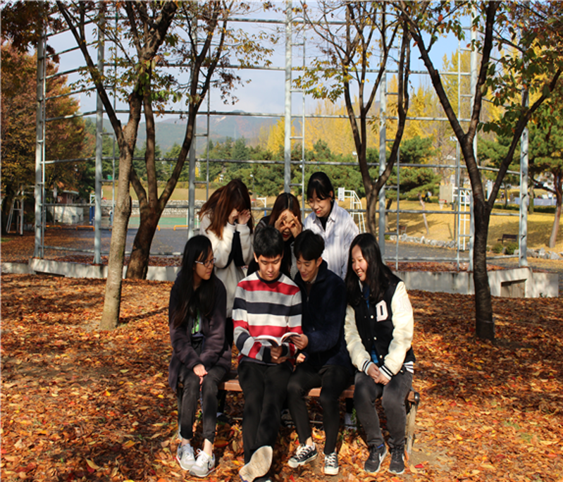 [슬기로운 독서생활] 2019.11.11 단체 사진 촬영 4.png