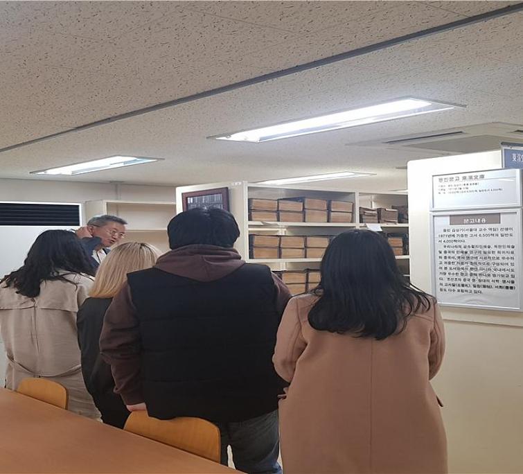 [진품명품]2019.04.02.영남대학교 중앙도서관 고문헌실 견학 3.jpg