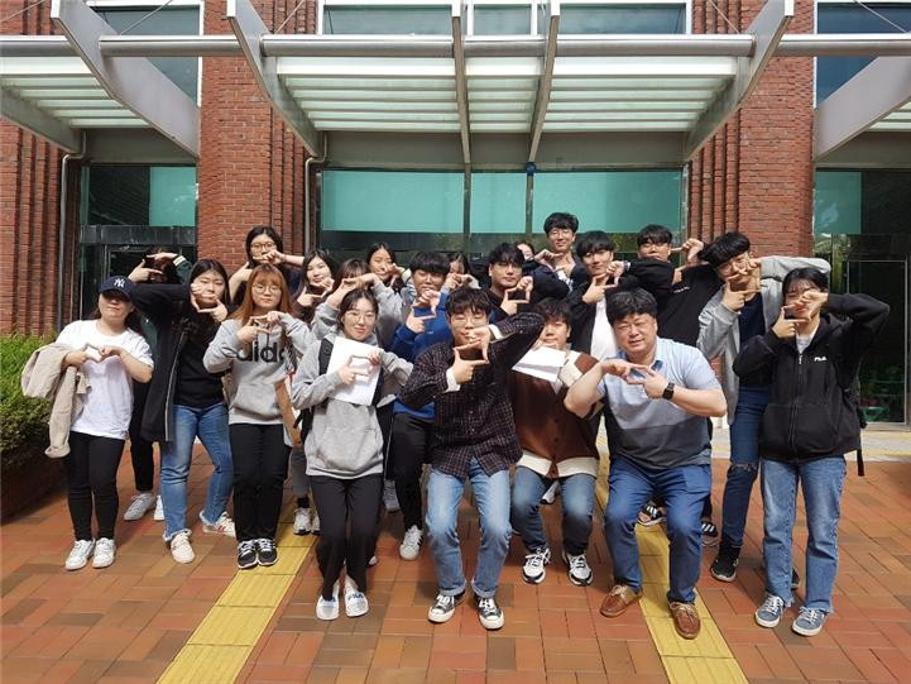[도파라치] 2019.10.11 대구대학교 점자도서관 견학 2.jpg