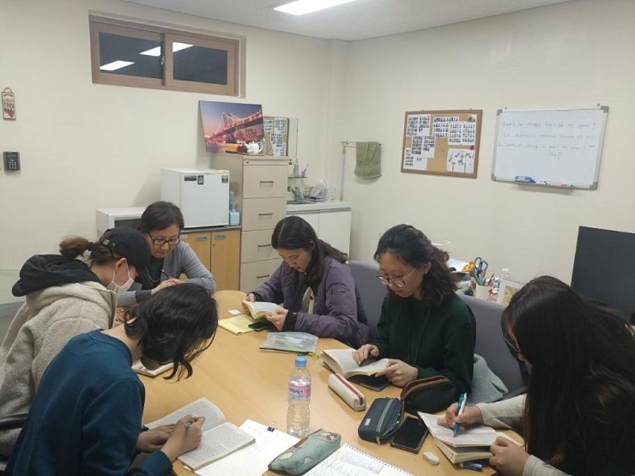 [Reading Aloud] 2019. 3.18 Reading Aloud 개강총회 2.jpg
