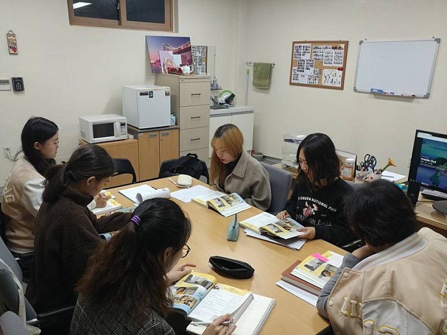 [Reading Aloud] 2019.11.04 스크린 영어회화 인사이드 아웃 Day10 학습 및 Day1~ 10 복습 2.jpg