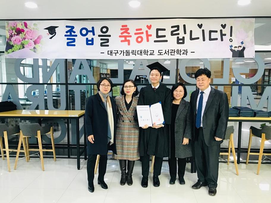 전기학위수여식11.jpg