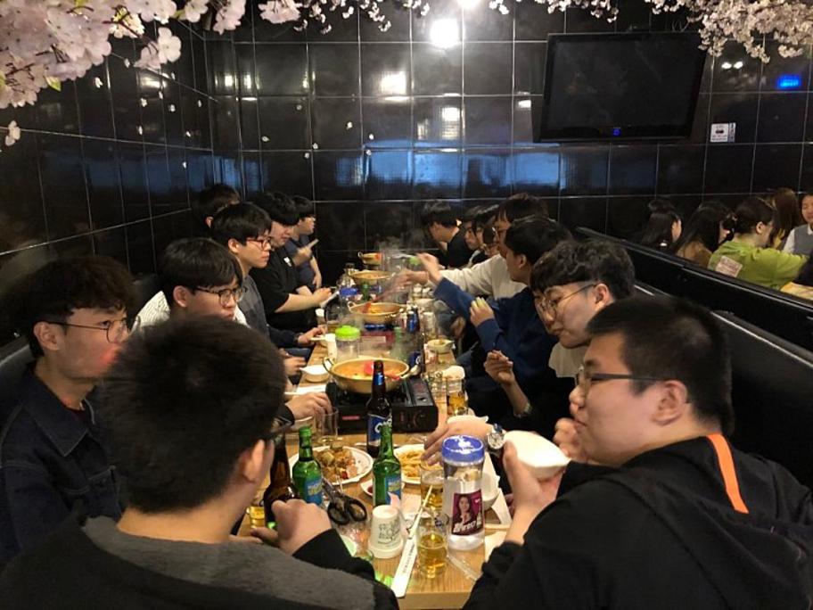 도서관학과 19학번 신입생 환영회2.jpg