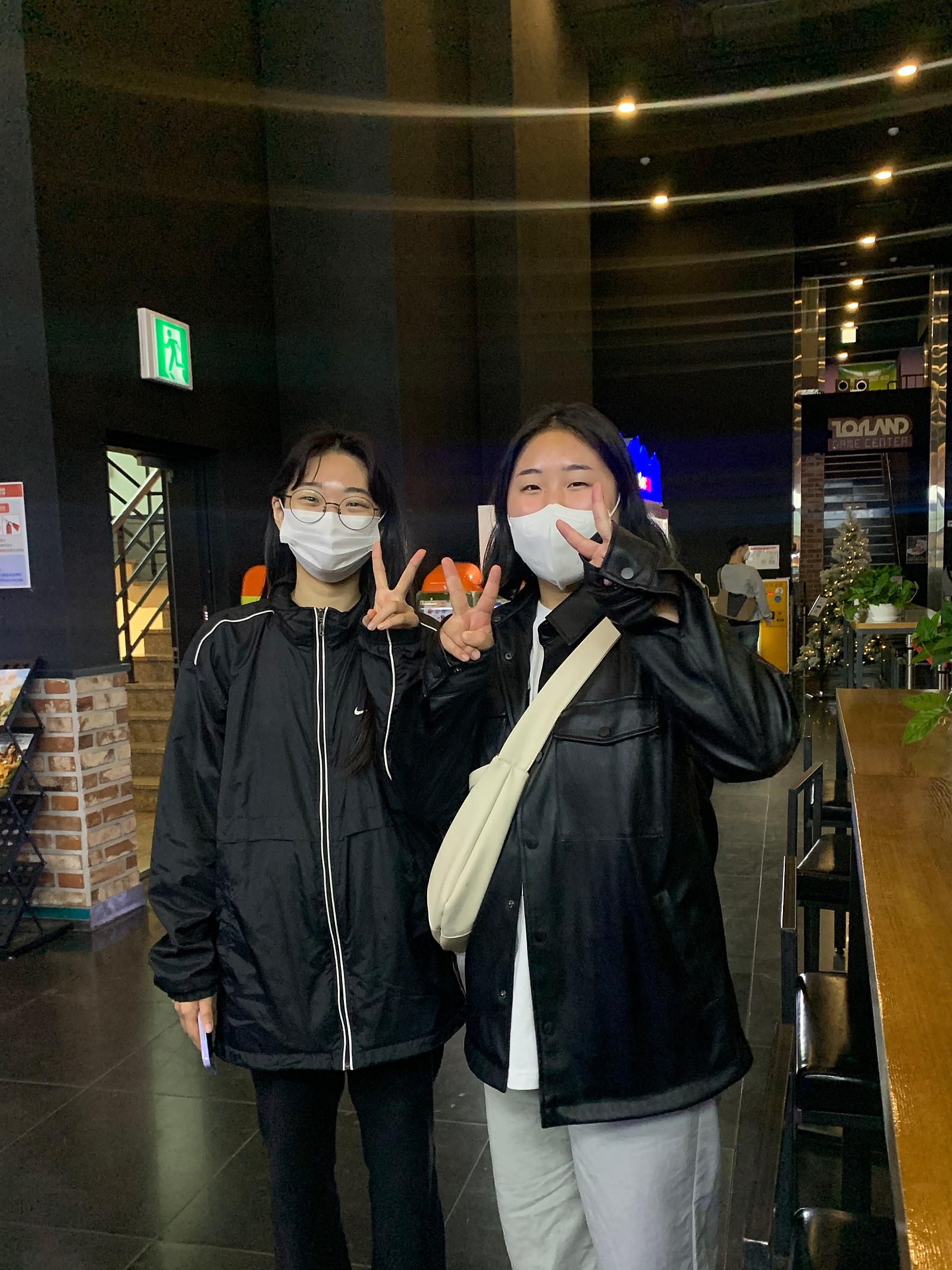 [Read It Aloud]하양 메가박스 '신비한 동물들과 덤블도어의 비밀'4.jpeg