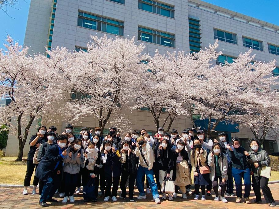 [2021.03.30] 도서관학과 대가길라잡이2.jpg