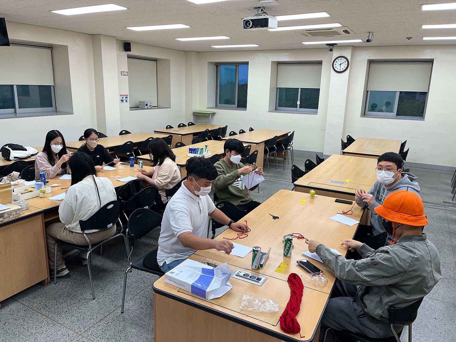 진품명품 2022.09.26 2학기 OT 및 오침안정법, 파손도서 복구2.jpg