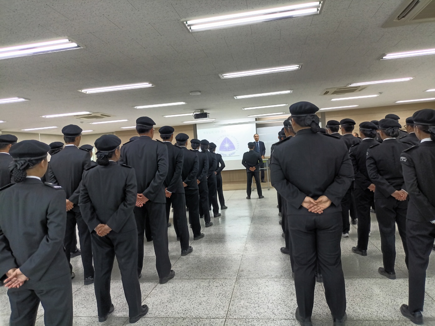 KakaoTalk_20230508_165457989_06.jpg