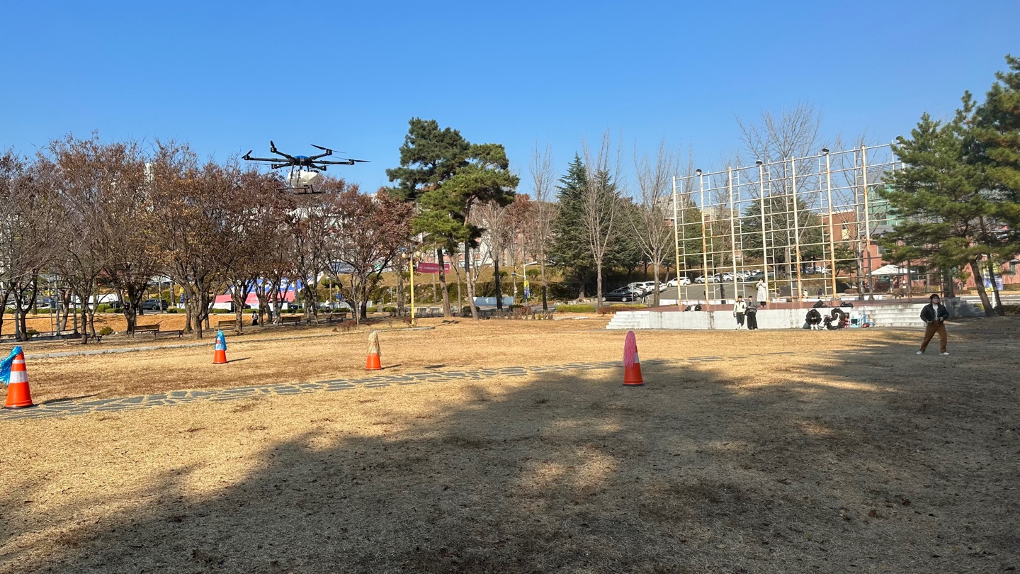 사진2(드론실습).jpg