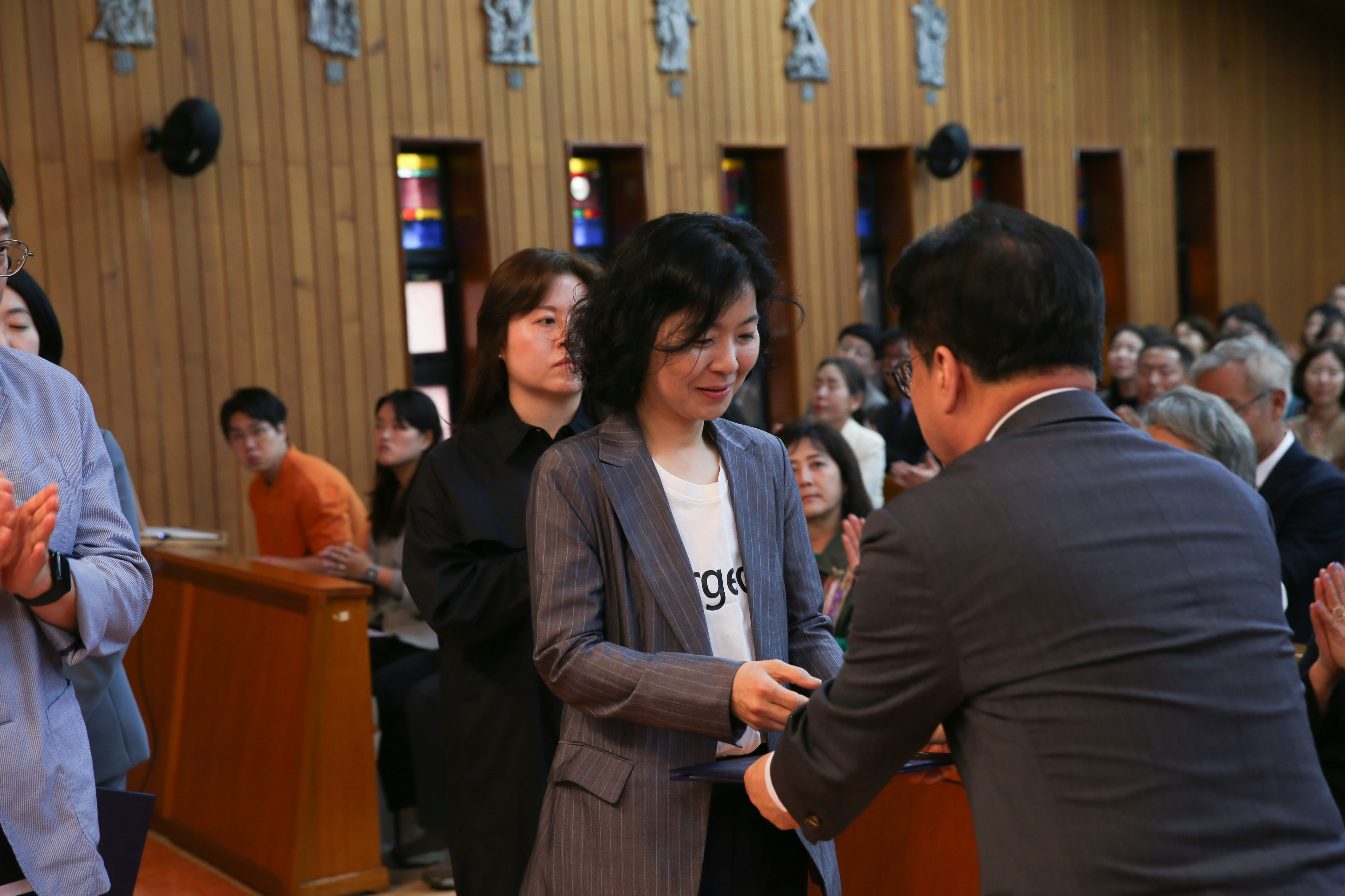 action["image_no"]