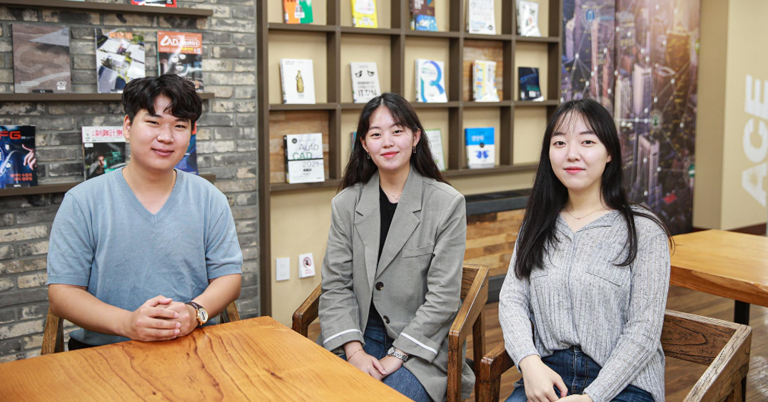 인터뷰사진.png