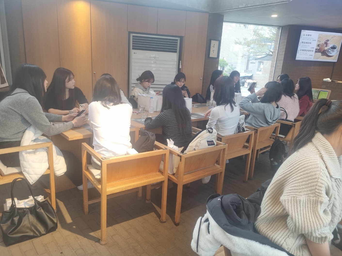 KakaoTalk_20250401_105709897_06.jpg