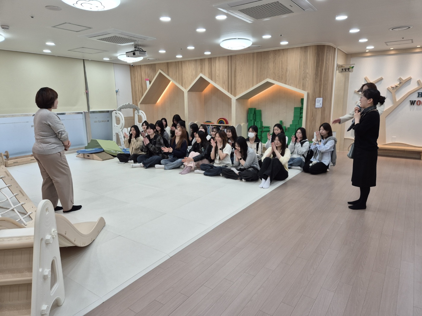 KakaoTalk_20250407_182508789_03.jpg